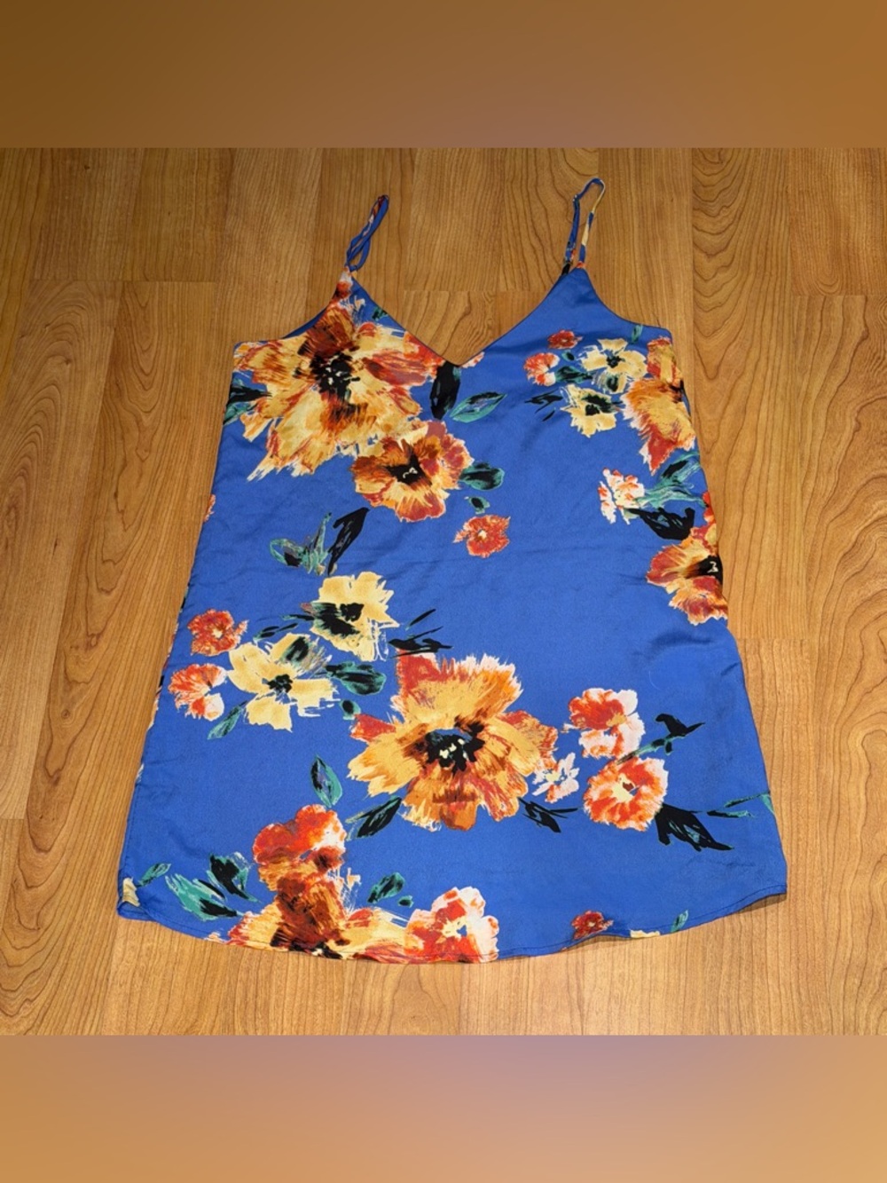 Lulus Women’s Twin Island Royal Blue Floral Print V-neck Shift Dress Size Medium - Picture 3 of 10